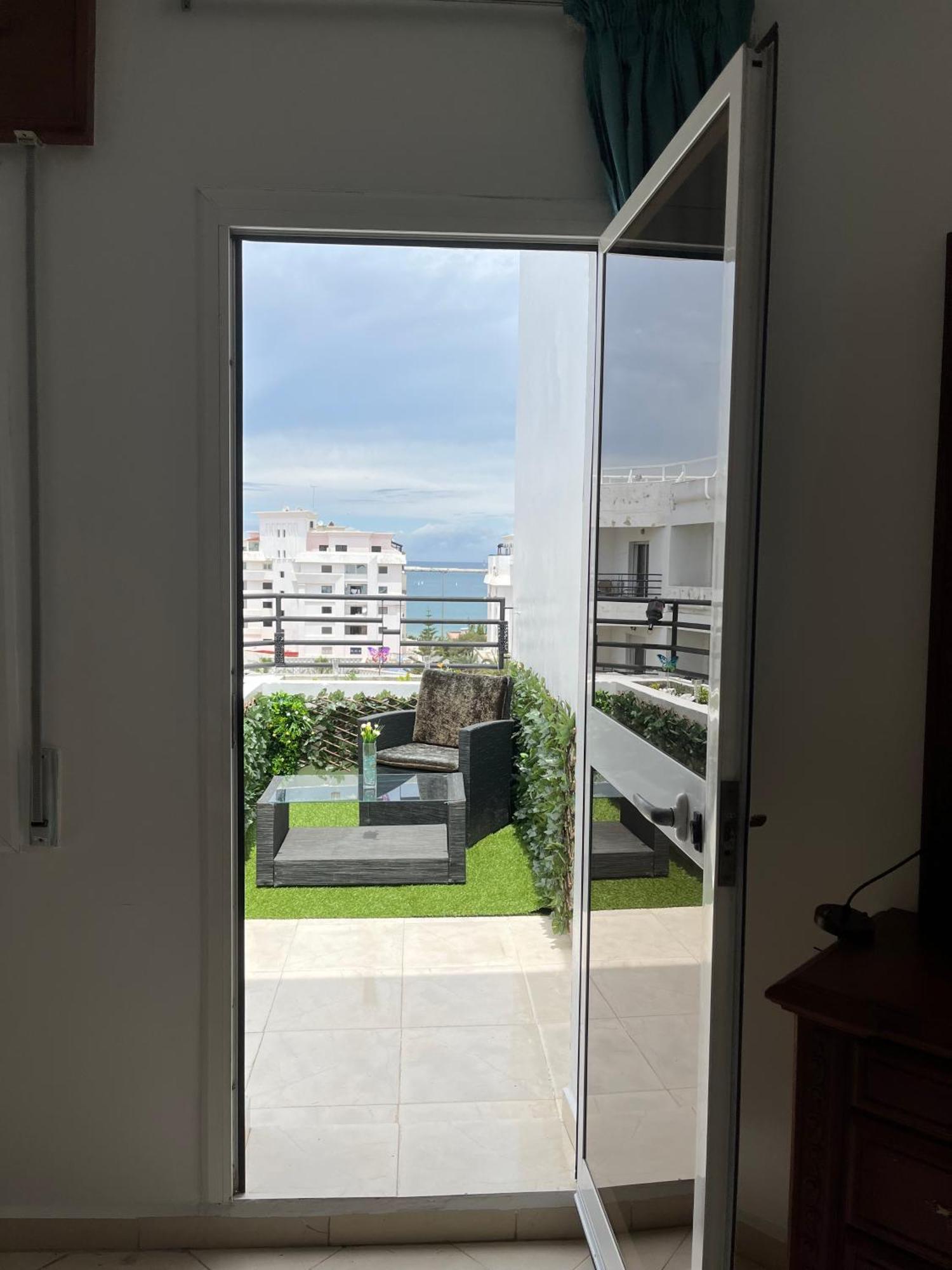 Bright Apartment With Sea View, Few Steps Away From The Tgv Tânger Exterior foto